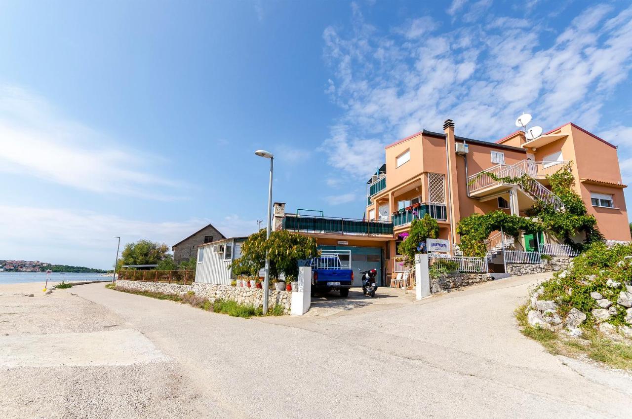 Apartments Nada 로고즈니차 외부 사진